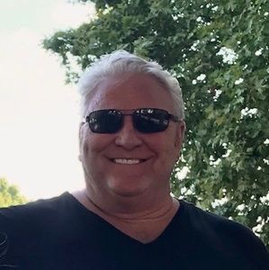 Meet your Posher, Troy